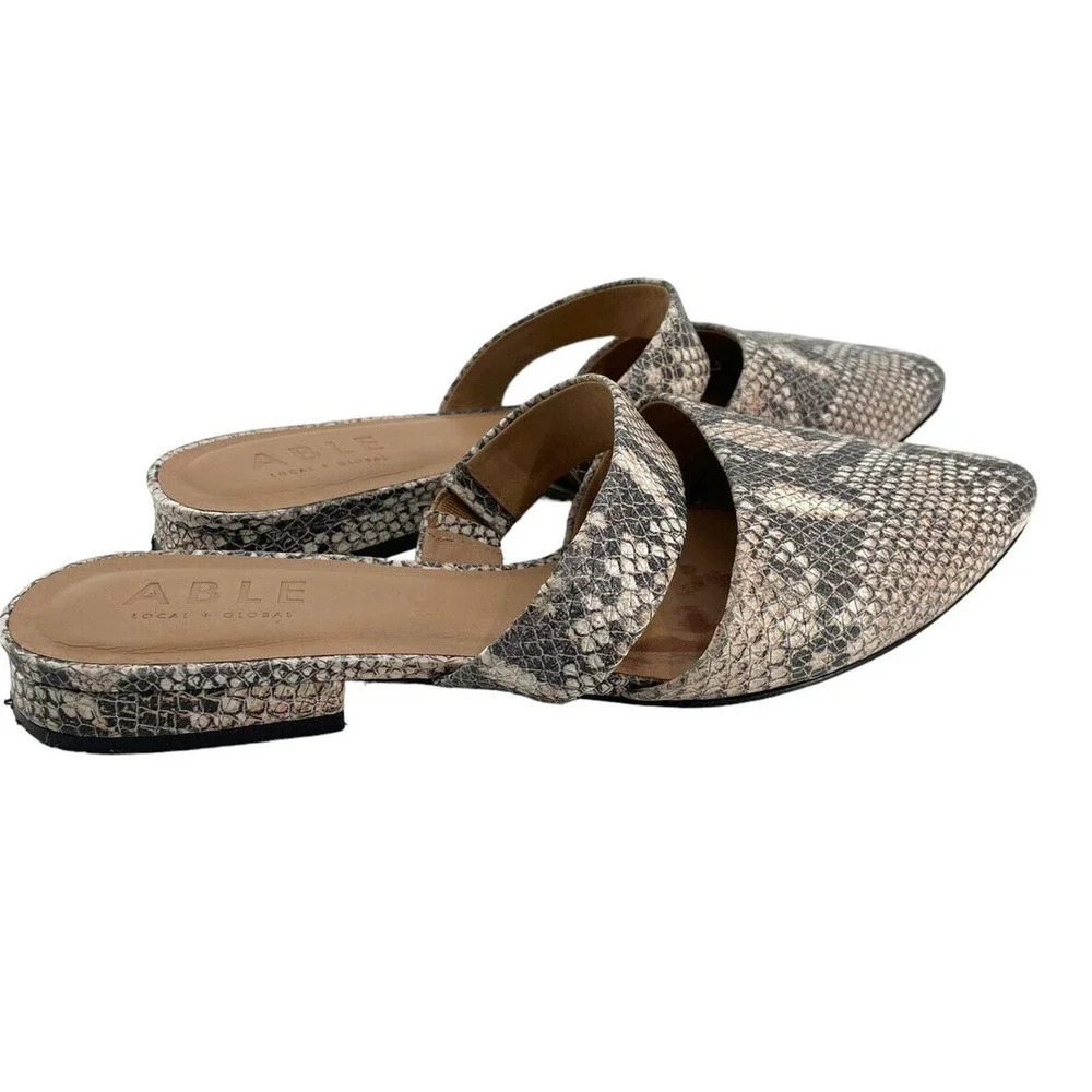 Able Joselyne Reptile Embossed Leather Pointed Toe Slip On Flats Shoes Size 8.5